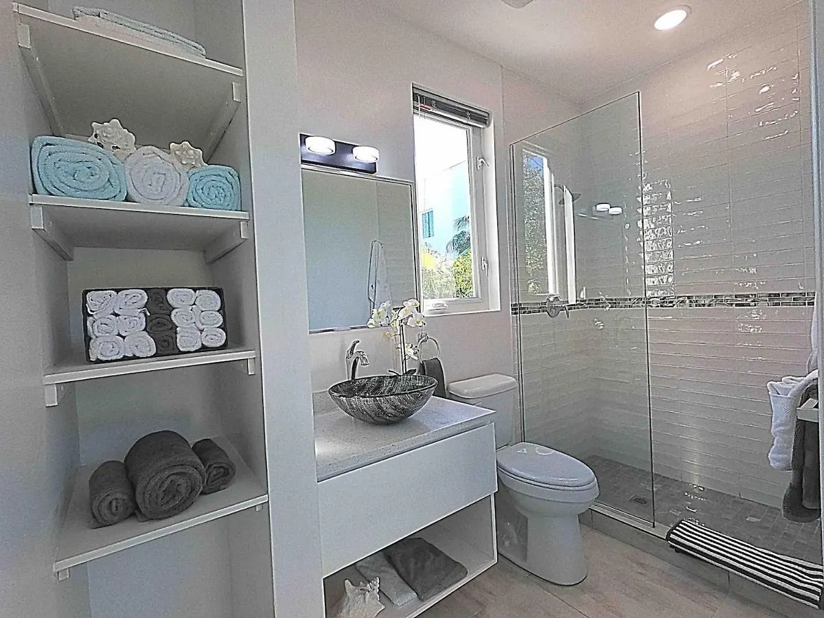 Gracehaven Villas -Choose You Own Private Villa With Pool - 250 Yds To Grace Bay Beach The Bight Settlements