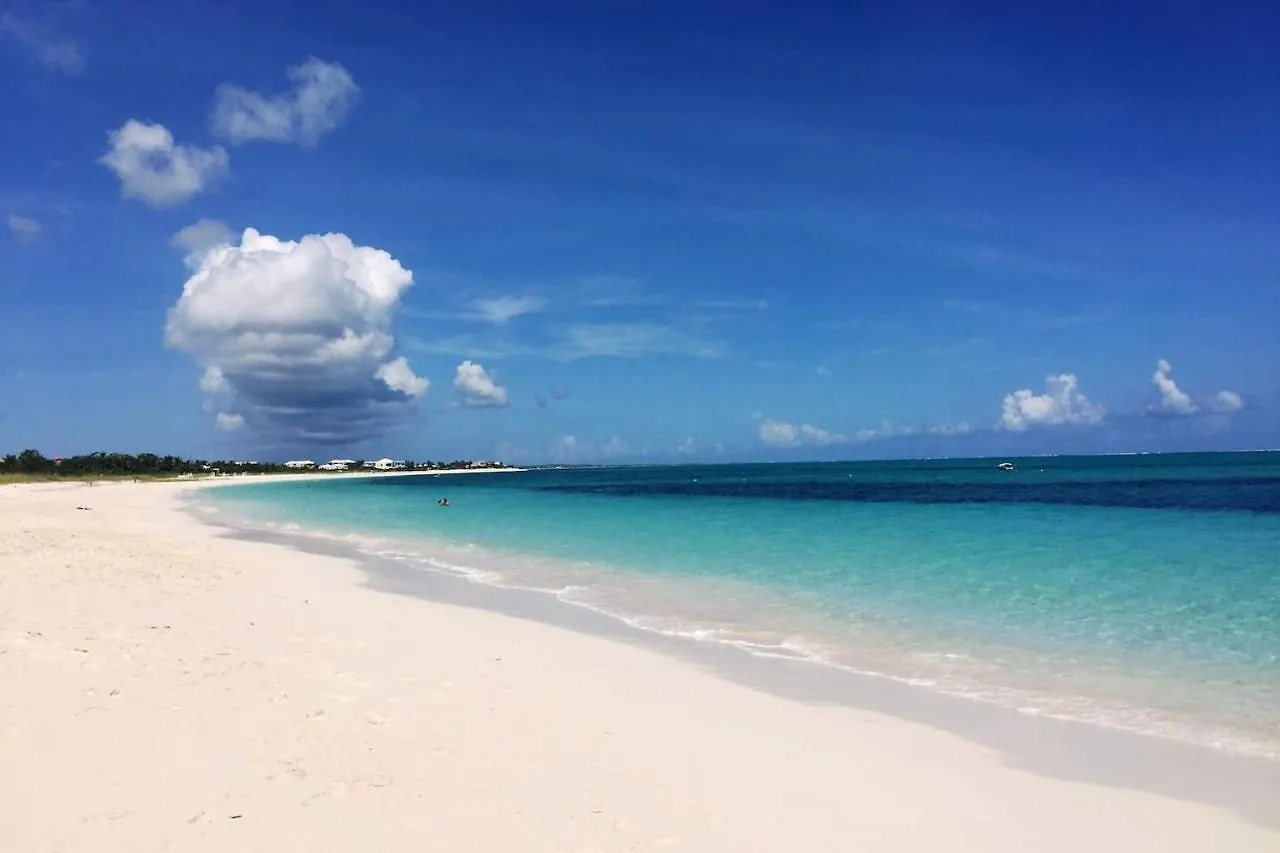 Gracehaven Villas -Choose You Own Private Villa With Pool - 250 Yds To Grace Bay Beach The Bight Settlements